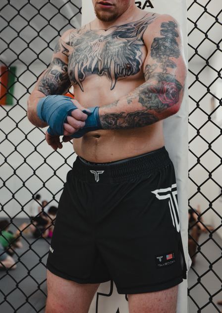 Raven Black Core Fight Shorts (5 Raven Black Core Fight Shorts (5